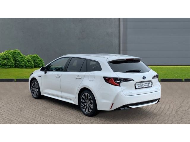 Toyota Corolla Touring Sports Hybrid Team - Samsaru's Car Outlet