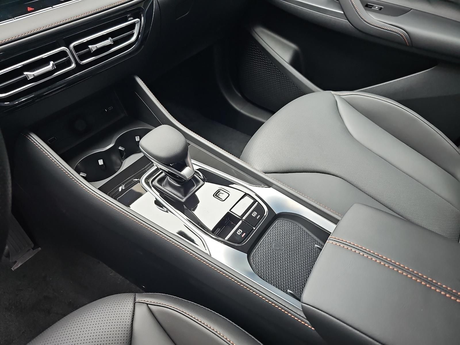 MG HS 1.5 PLUG-IN-HYBRID LUXURY LEDER 360-GRAD-KAME