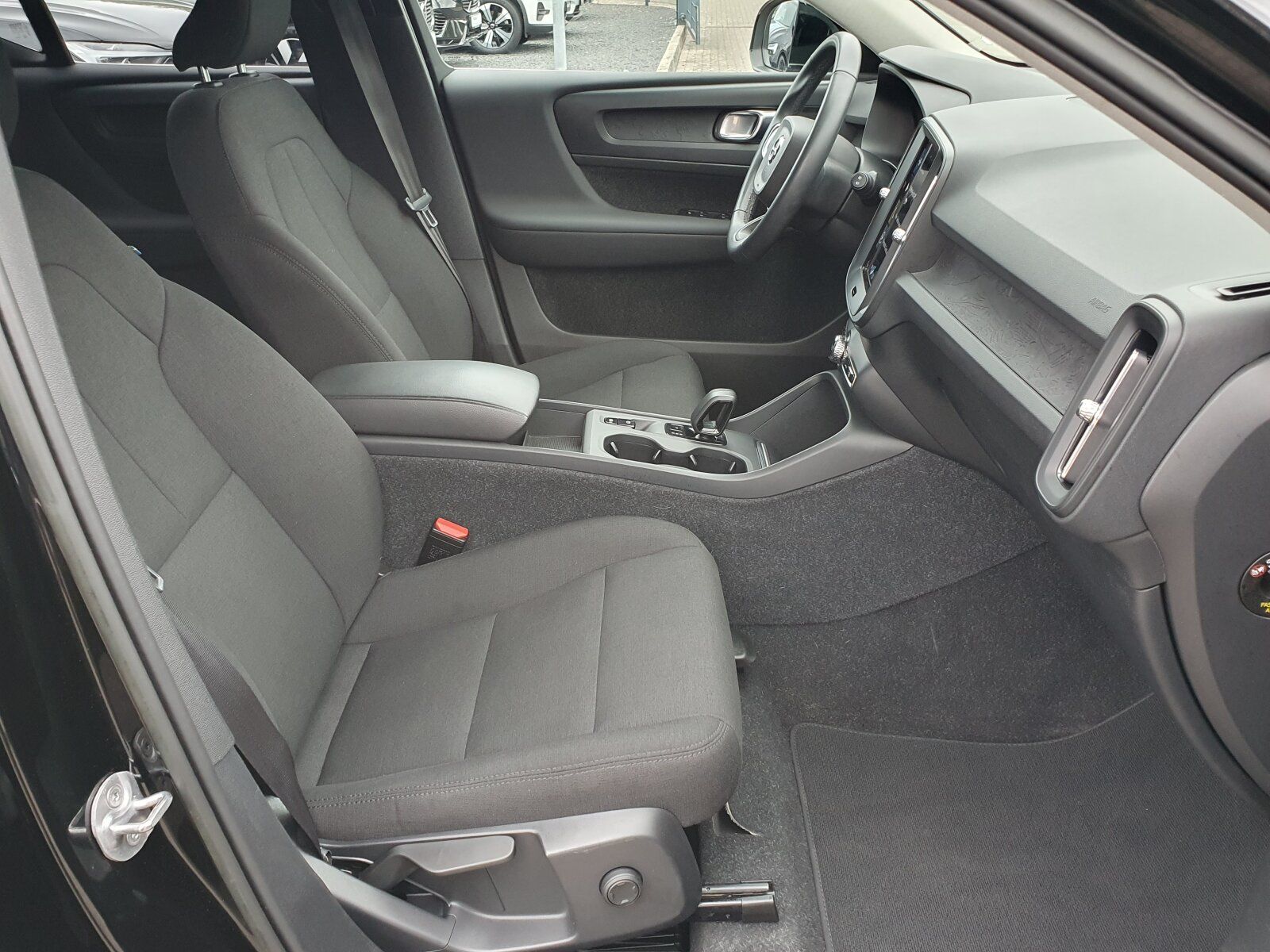 Volvo XC40 T4 Essential Plug-In Keyless-Start/Autom.