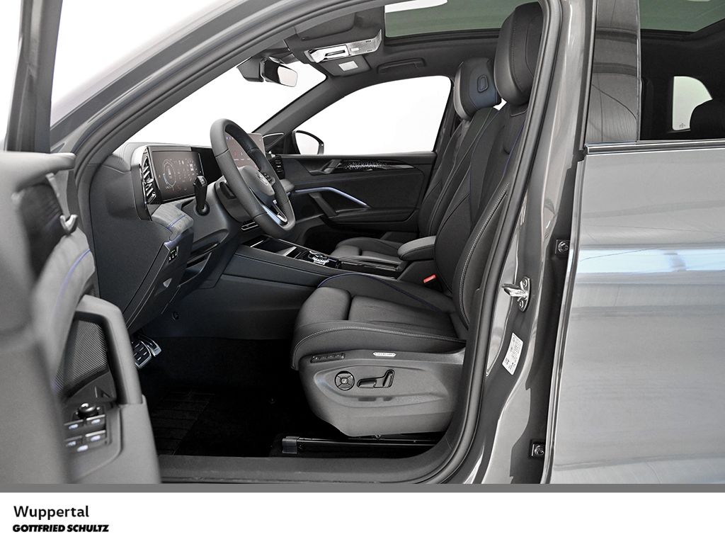Volkswagen Tiguan R-Line 2.0 TDI LEDER AHK PANO HD MATRIX