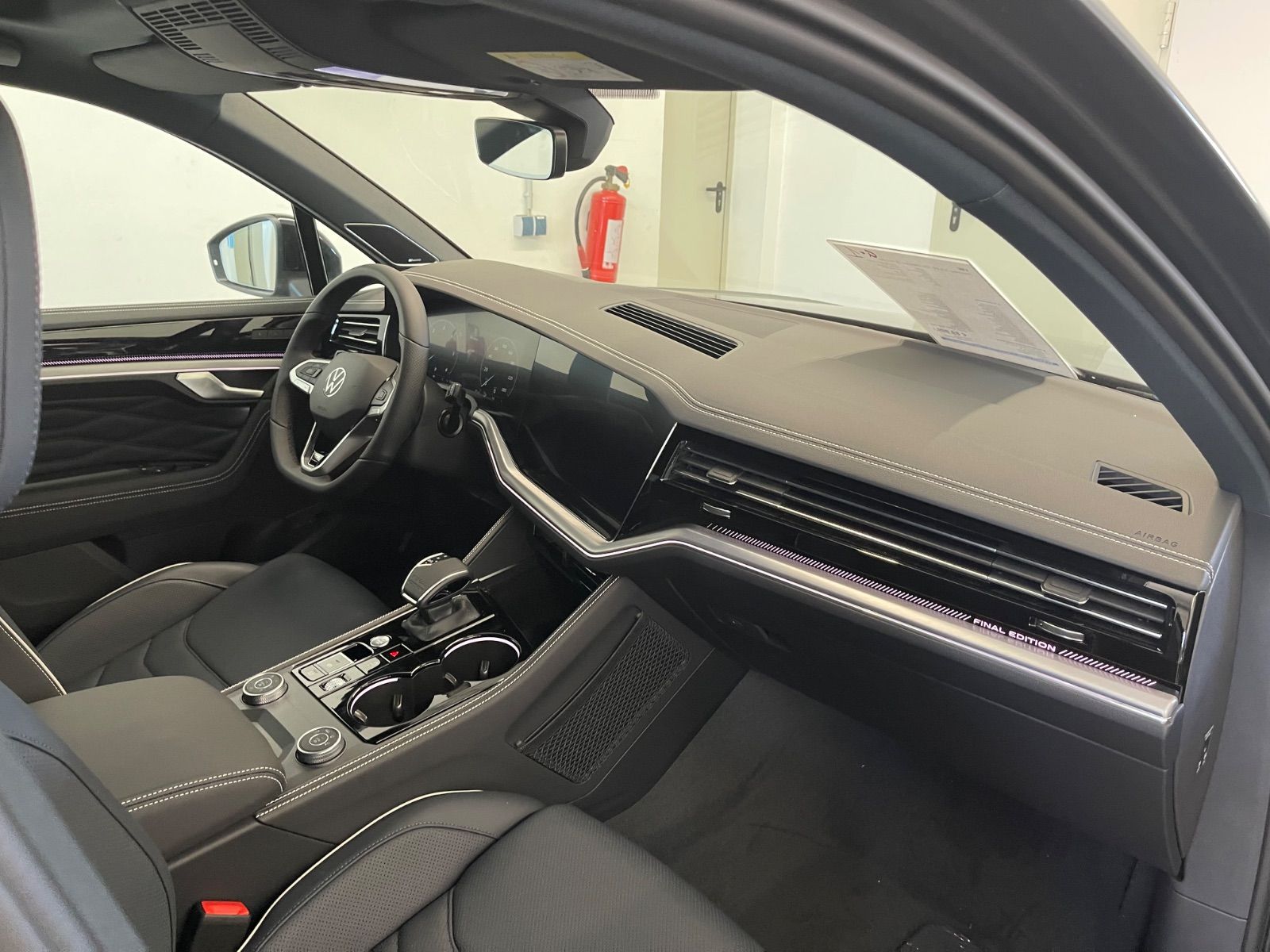 Volkswagen Touareg 3.0 TDI 4Motion R-Line Final Edition