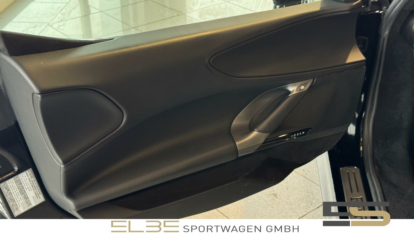 Ferrari SF90 Stradale CARBON LIFT RACING SEATS LEDS 360°