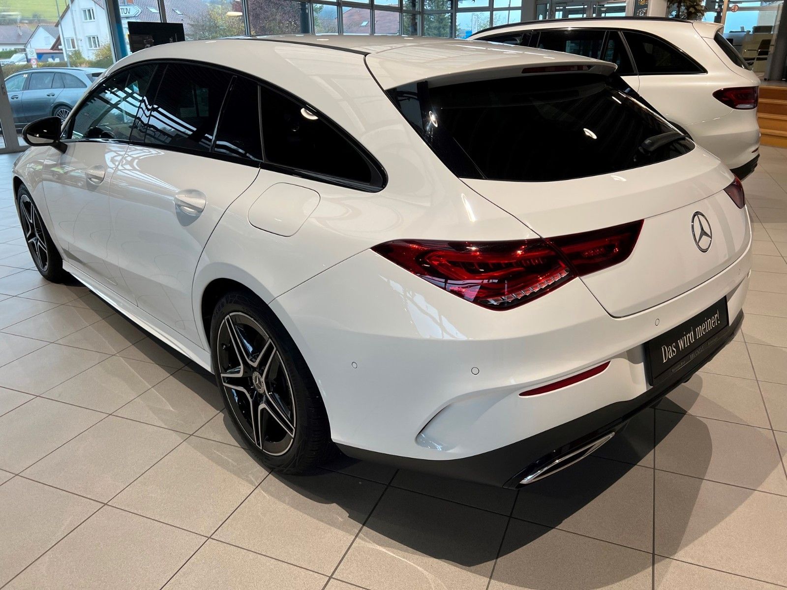 Mercedes-Benz CLA 250 SB 4M AMG-Line - Samsaru's Car Outlet