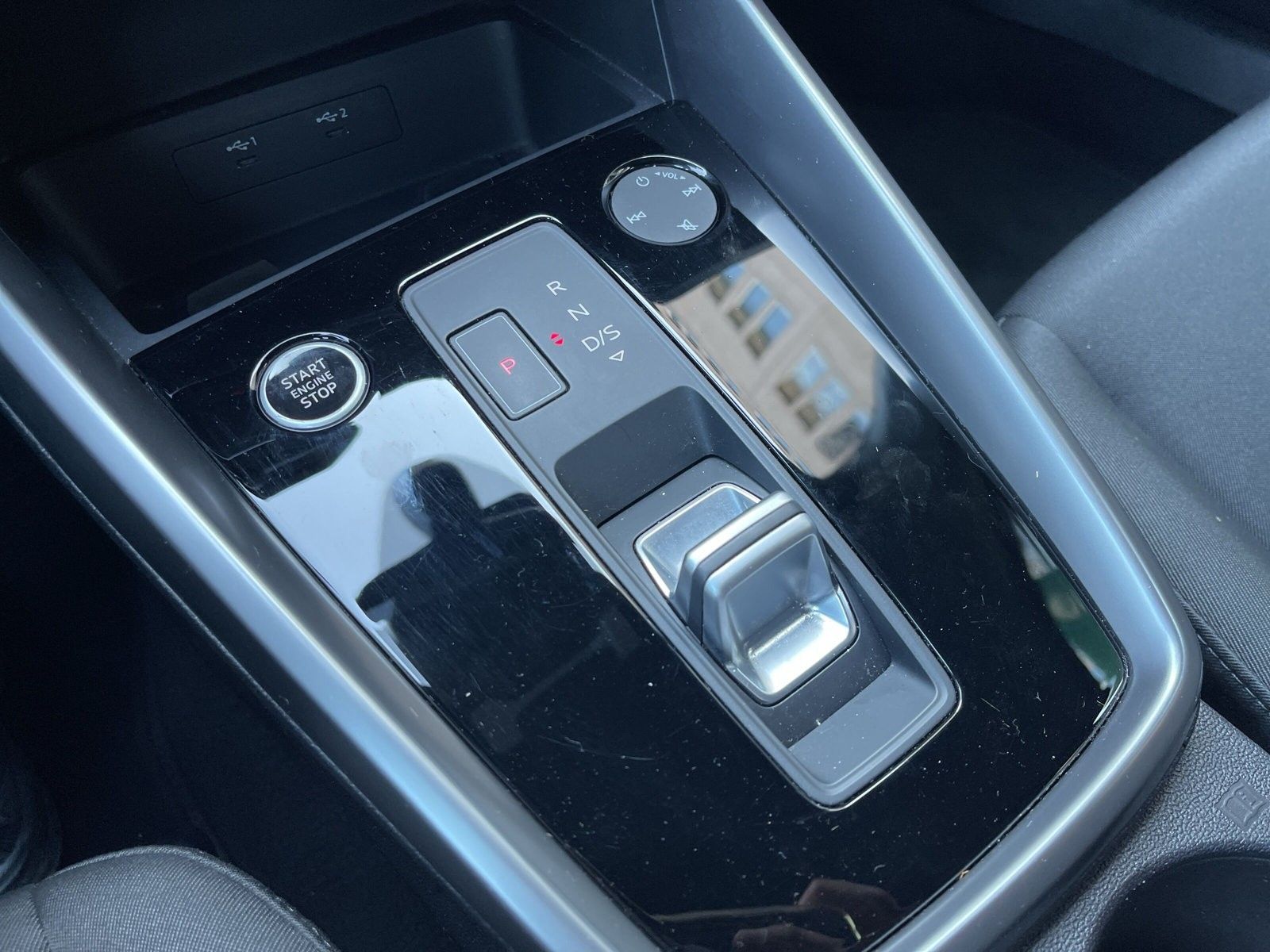 Audi A3 35 TDI advanced S tronic Navi+LED+SHZ+R-Kam+A