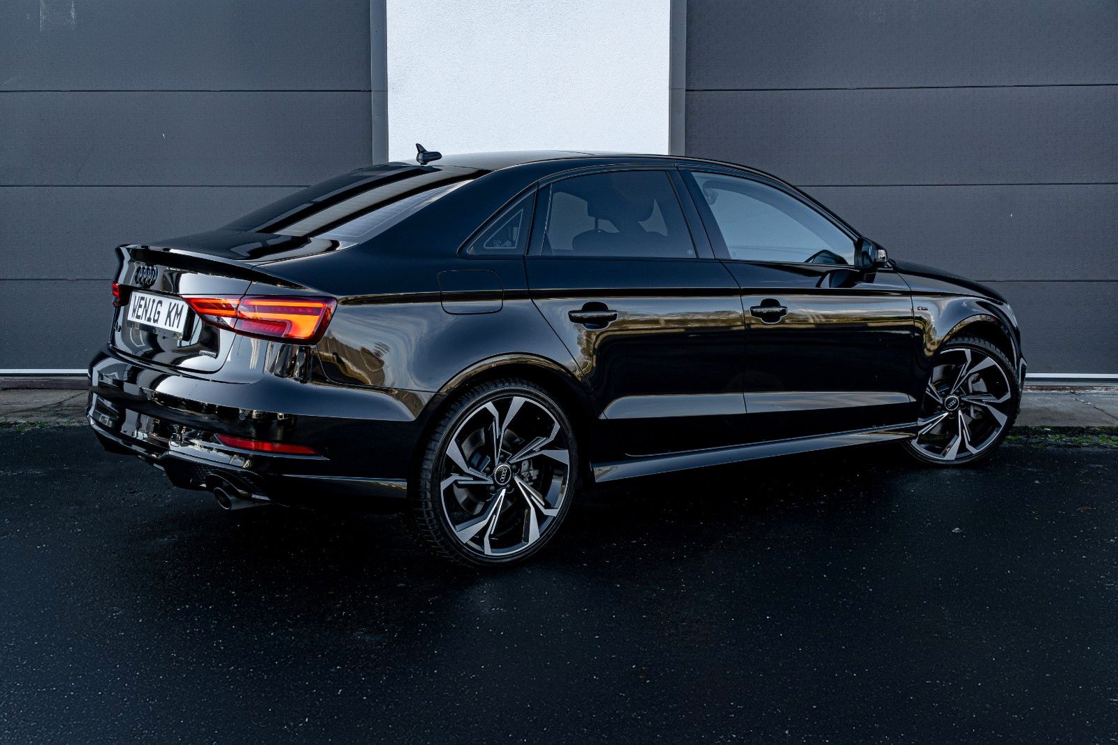 Audi A3 quattro S-Line - Samsaru's Car Outlet