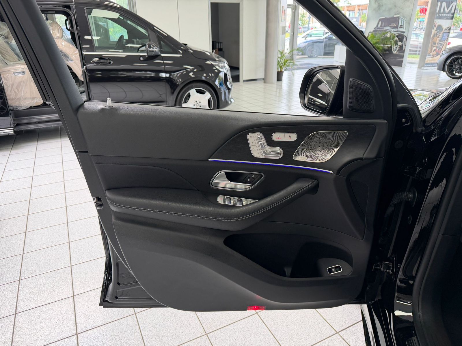 Mercedes-Benz GLE 400 d 4M AMG*MBEAM*PANO*BURM*DISTR*AHK*360°