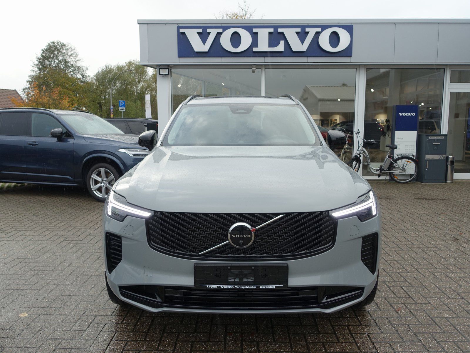 Volvo XC90 Plus Dark T8 AWD B&W/HUD/PANO/FOUR-C/360°