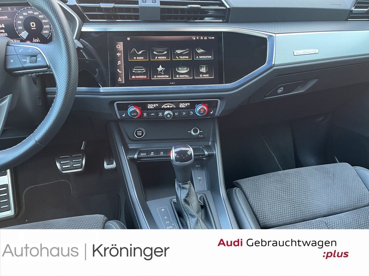 Audi Q3 Sportback 40 TFSI quattro S line - Samsaru's Car Outlet