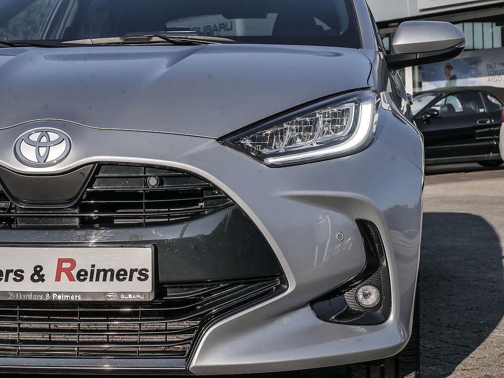 Toyota Yaris Hybrid Style KLIMA PDC SHZ KAMERA ACC LED