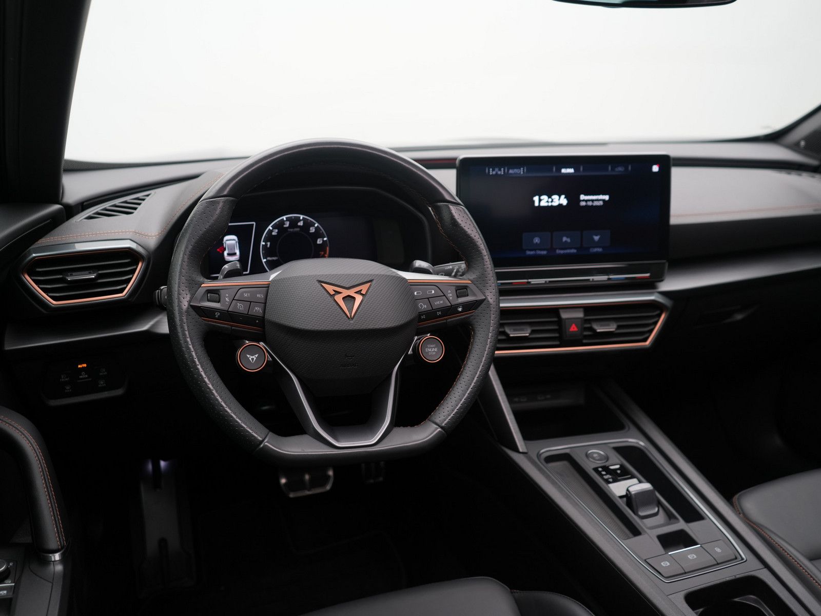 Cupra Formentor VZ NAVI VIRT CARPLAY KAM LED SHZ PDC