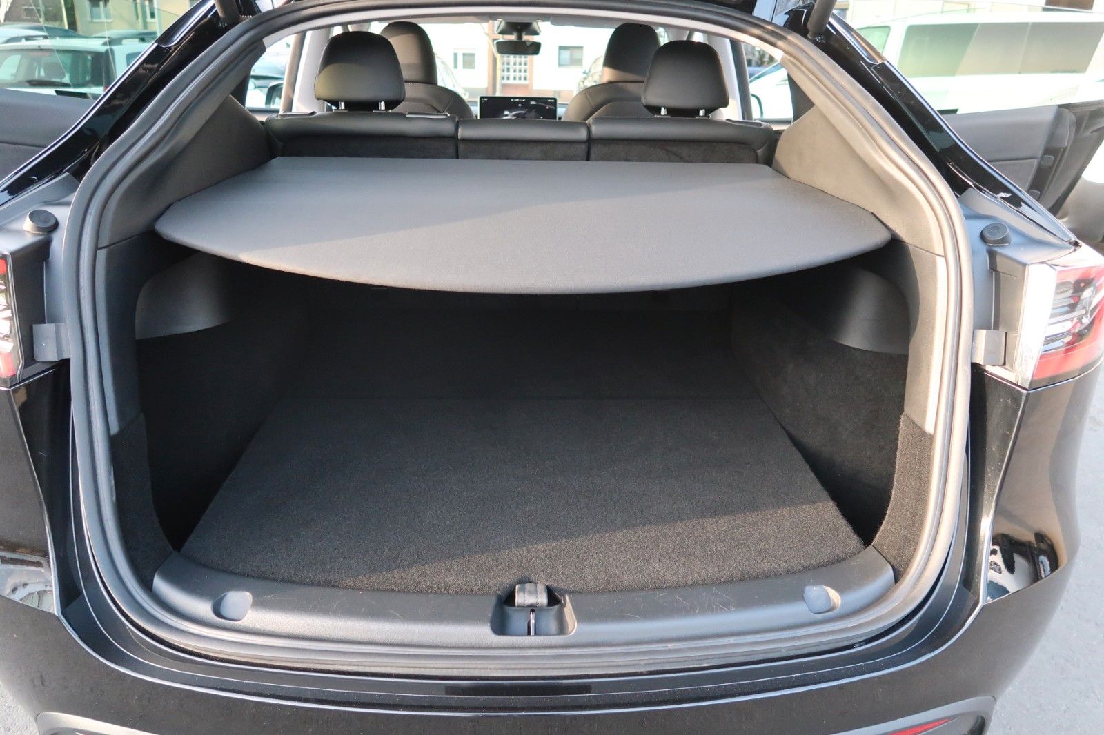 Tesla Model Y Long Range Dual AWD # AHK # black #MWST.
