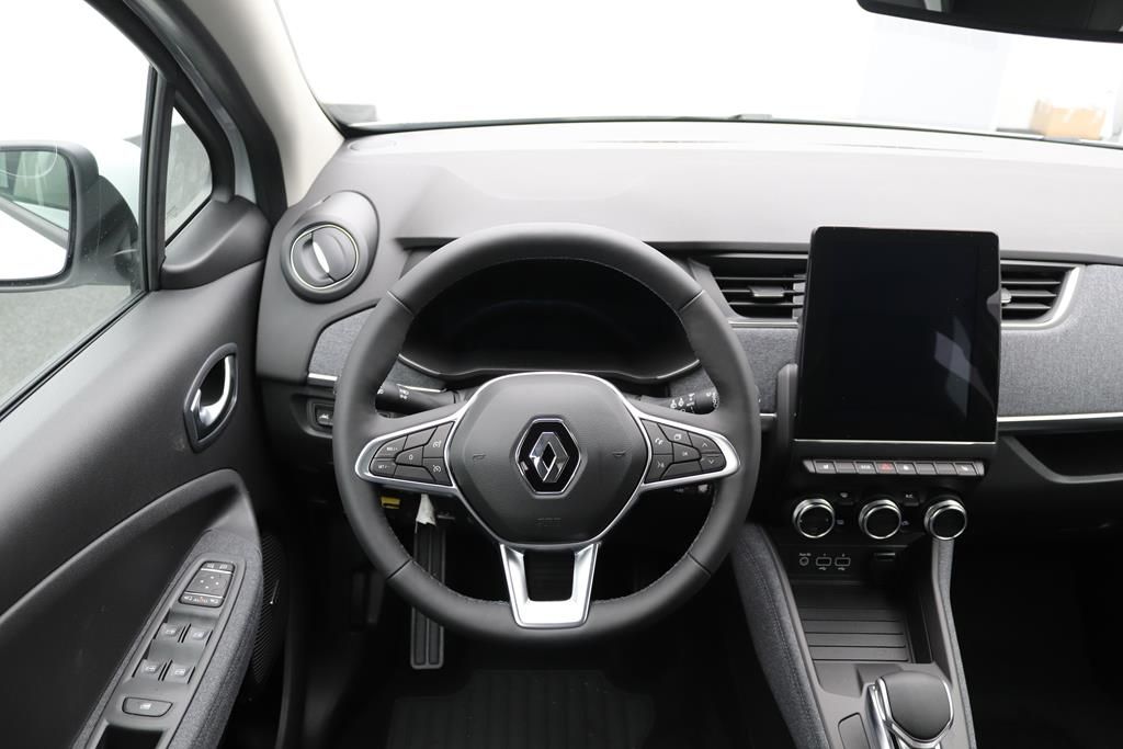 Renault ZOE Intens Z.E. 50 - Samsaru's Car Outlet