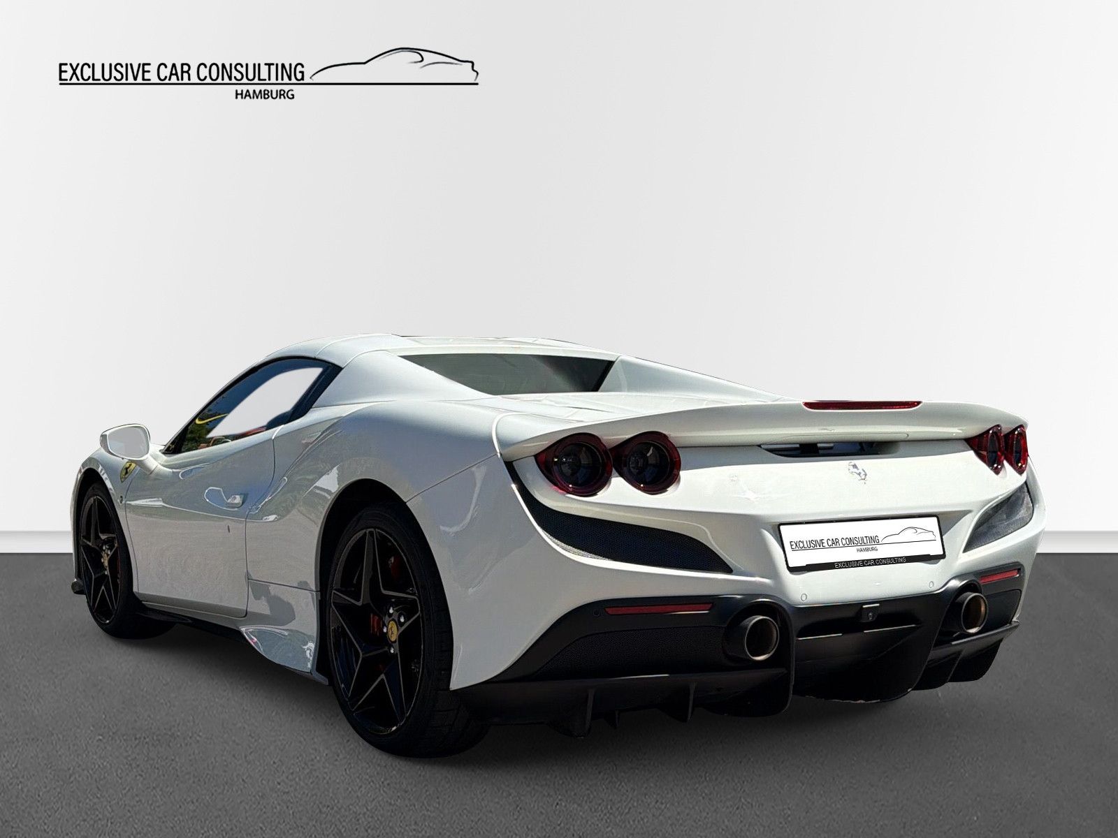 Ferrari F8 Spider*Carbon*Lift*Display*CAM*el Seats