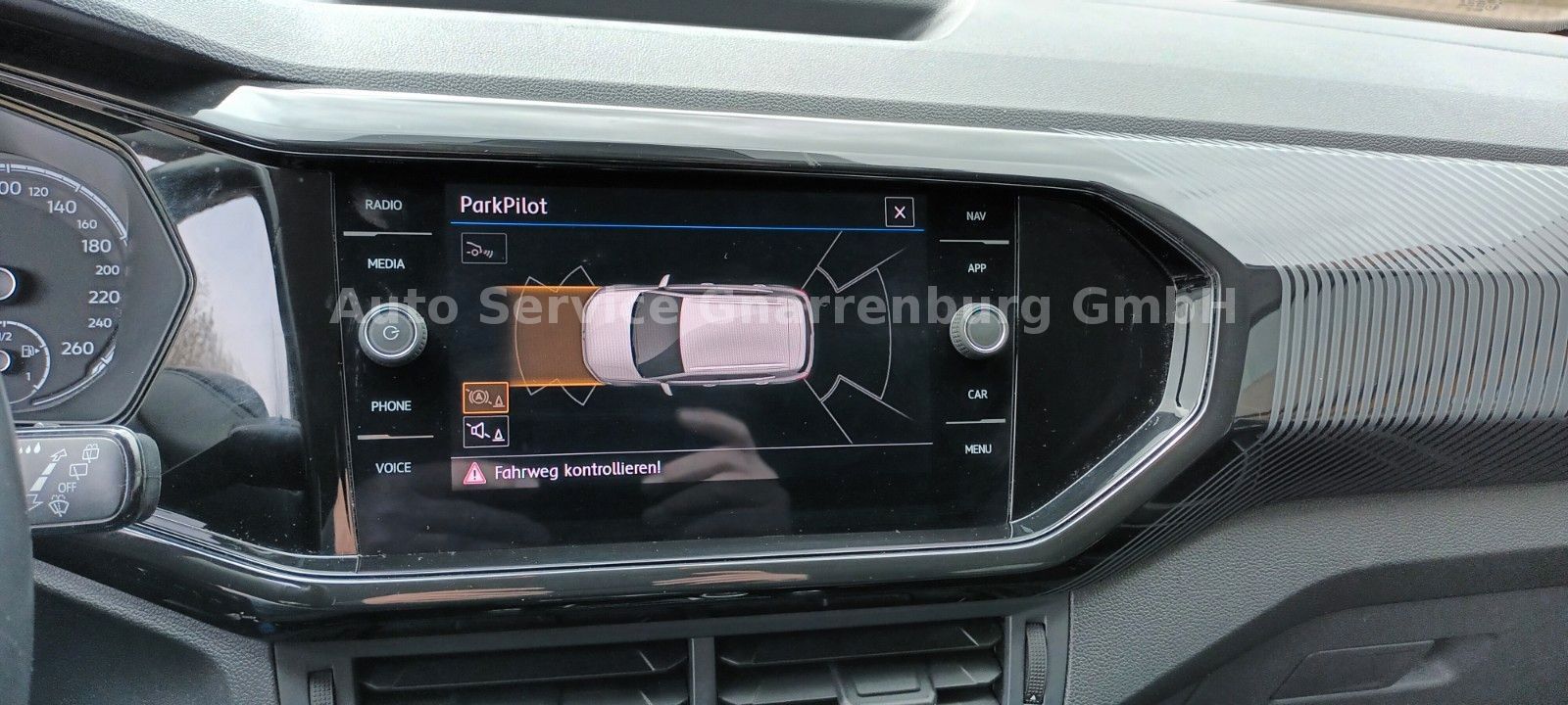 Volkswagen T-Cross - Samsaru's Car Outlet