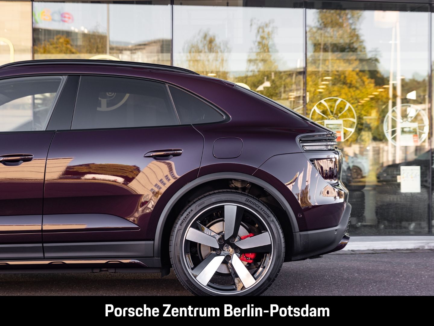 Porsche Macan Turbo InnoDrive Head-Up Sitzbelüftung LED