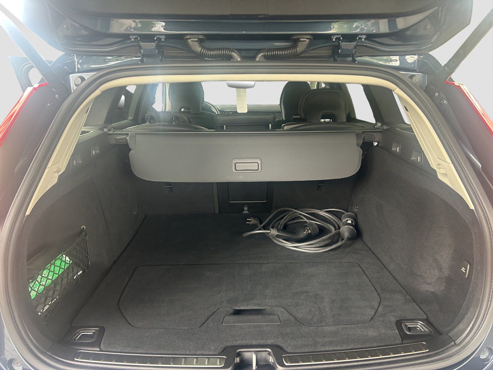 Volvo V60 T8 Plus Bright Bright Recharge