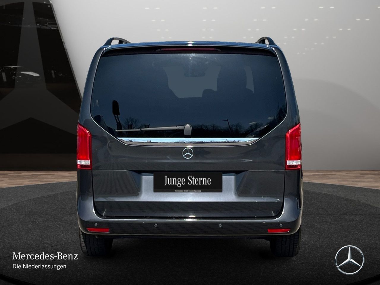Mercedes-Benz V 300 d Kompakt AVANTGARDE EDITION - Samsaru's Car Outlet