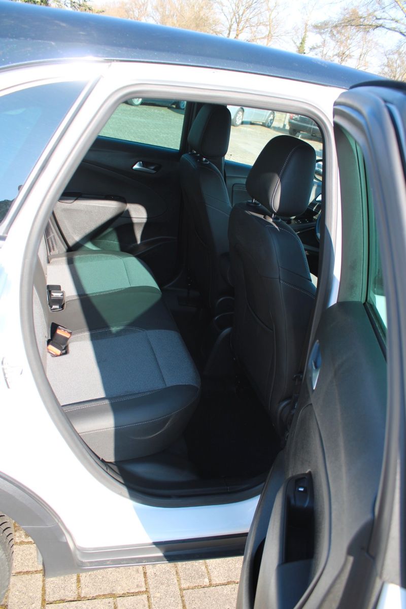 Opel Crossland - Samsaru's Car Outlet