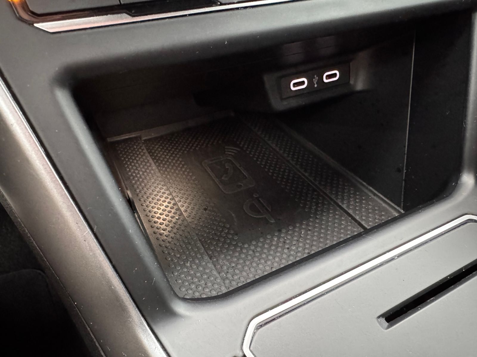 Volkswagen Polo Active DSG - Samsaru's Car Outlet