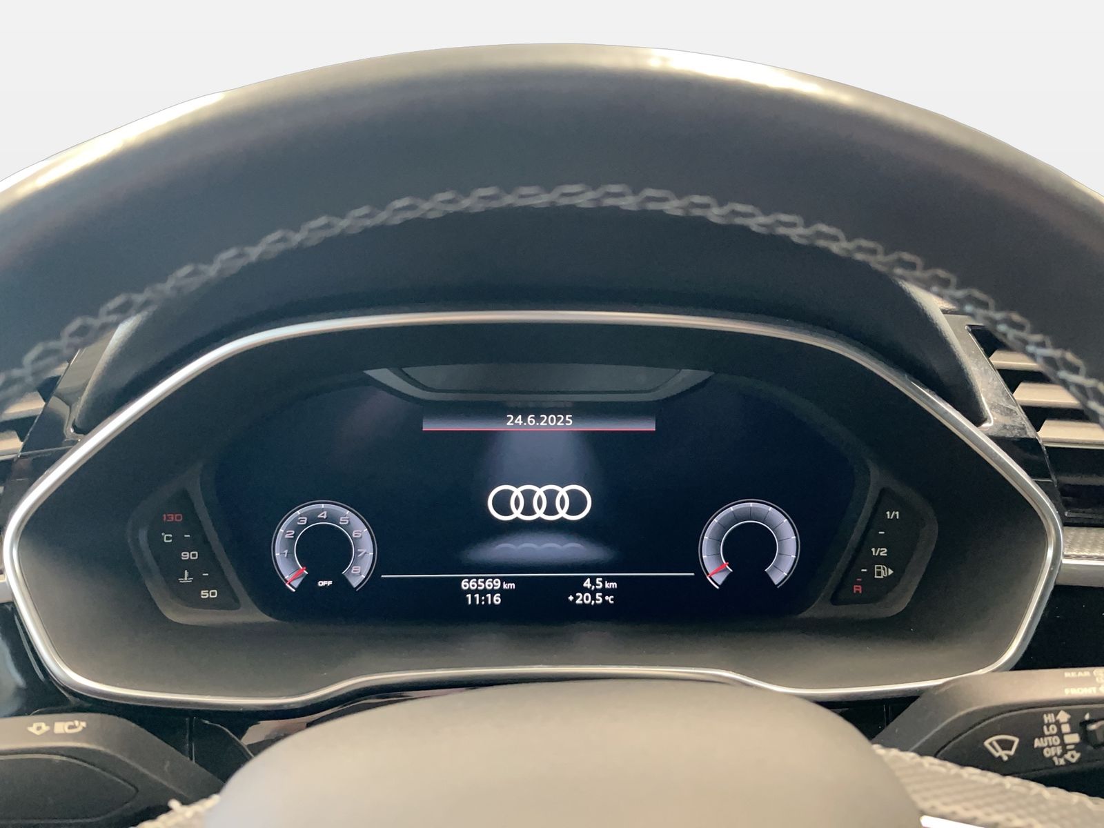 Audi Q3 Sportback 40 TFSI quattro S line - Samsaru's Car Outlet