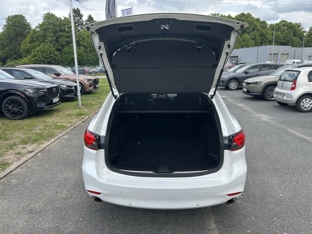 Mazda 6 SK 2.5 194PS AT TAKUMI SUNR Matrix-LED 360°