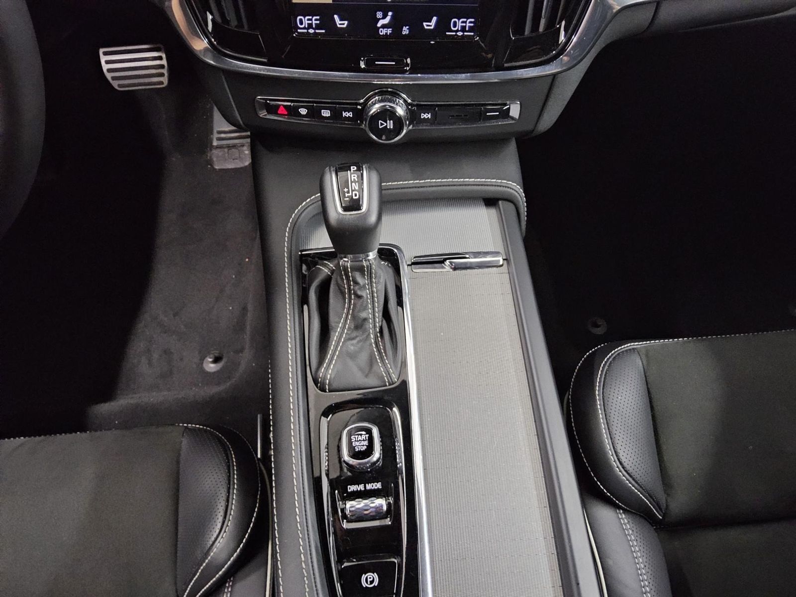Volvo S90 D5 AWD R-Design T-Leder Navi LED Sound