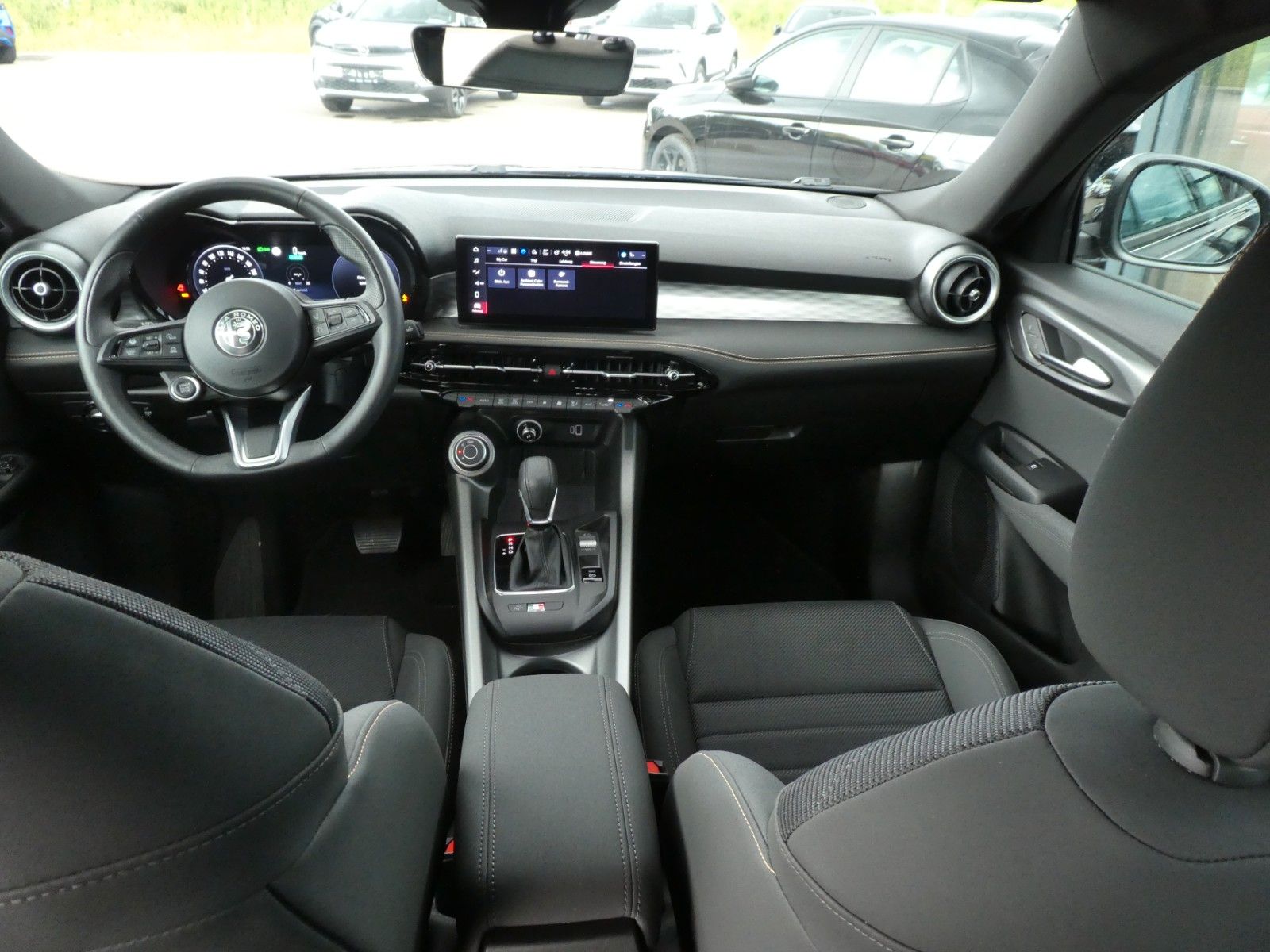 Alfa Romeo Tonale Ti, Klima, SHZ, PDC, Kamera, Navi, LED