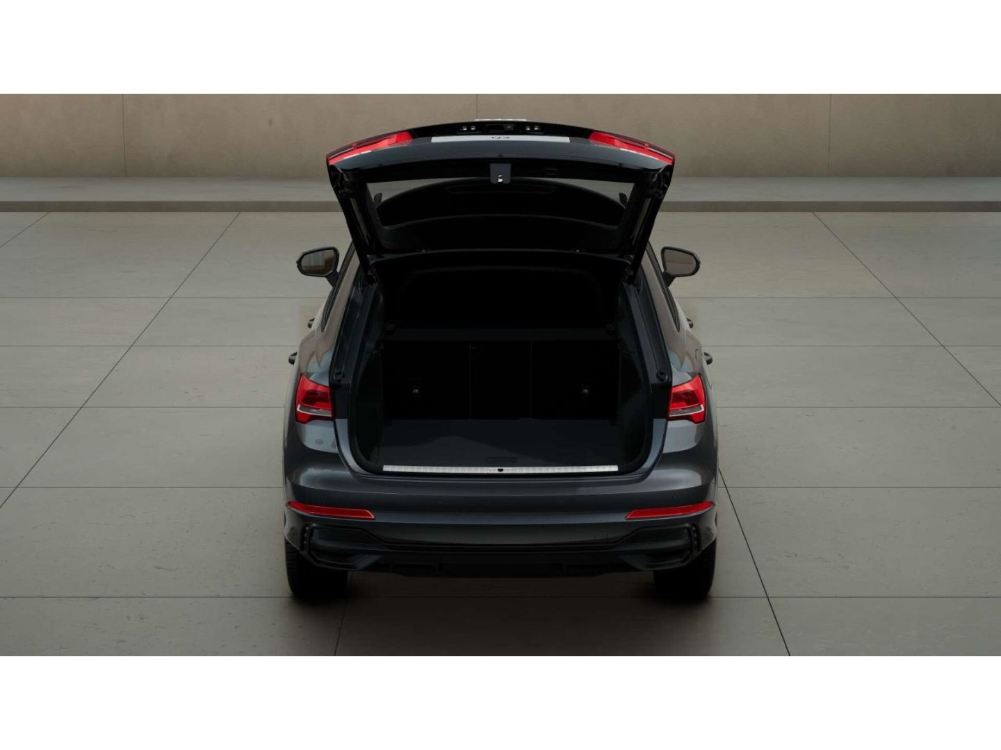 Audi Q3 35 TDI quattro S line - Samsaru's Car Outlet