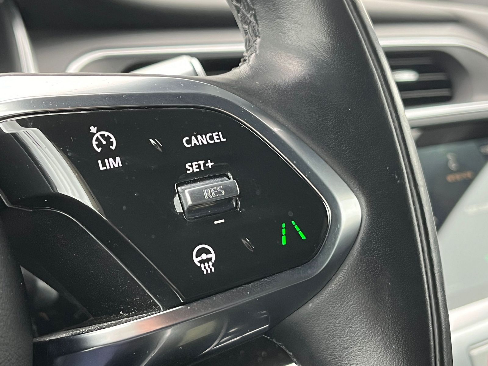 Jaguar I-Pace EV320 SE - LED+SHZ+RFK+LEDER+TEMP+MERIDIA