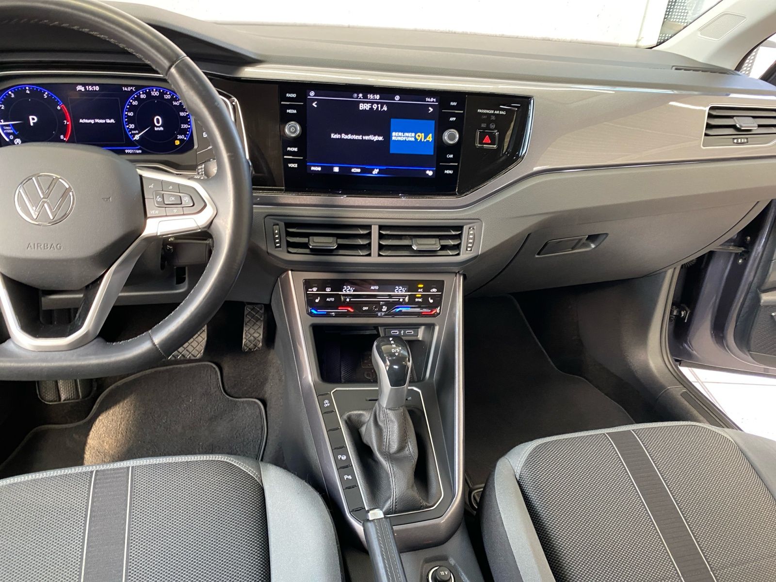 Volkswagen Polo VI Style 1.0 TSI - Samsaru's Car Outlet