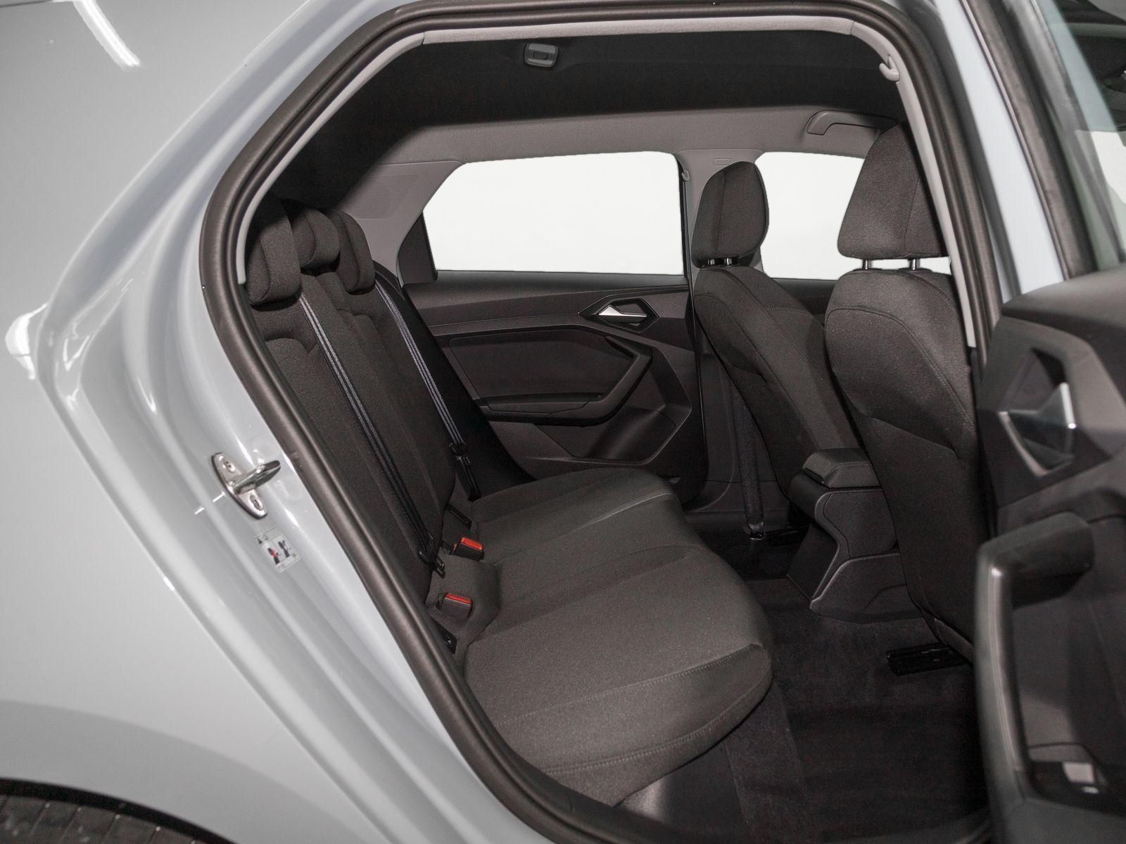 Audi A1 Sportback 30 TFSI ADVANCED - Samsaru's Car Outlet
