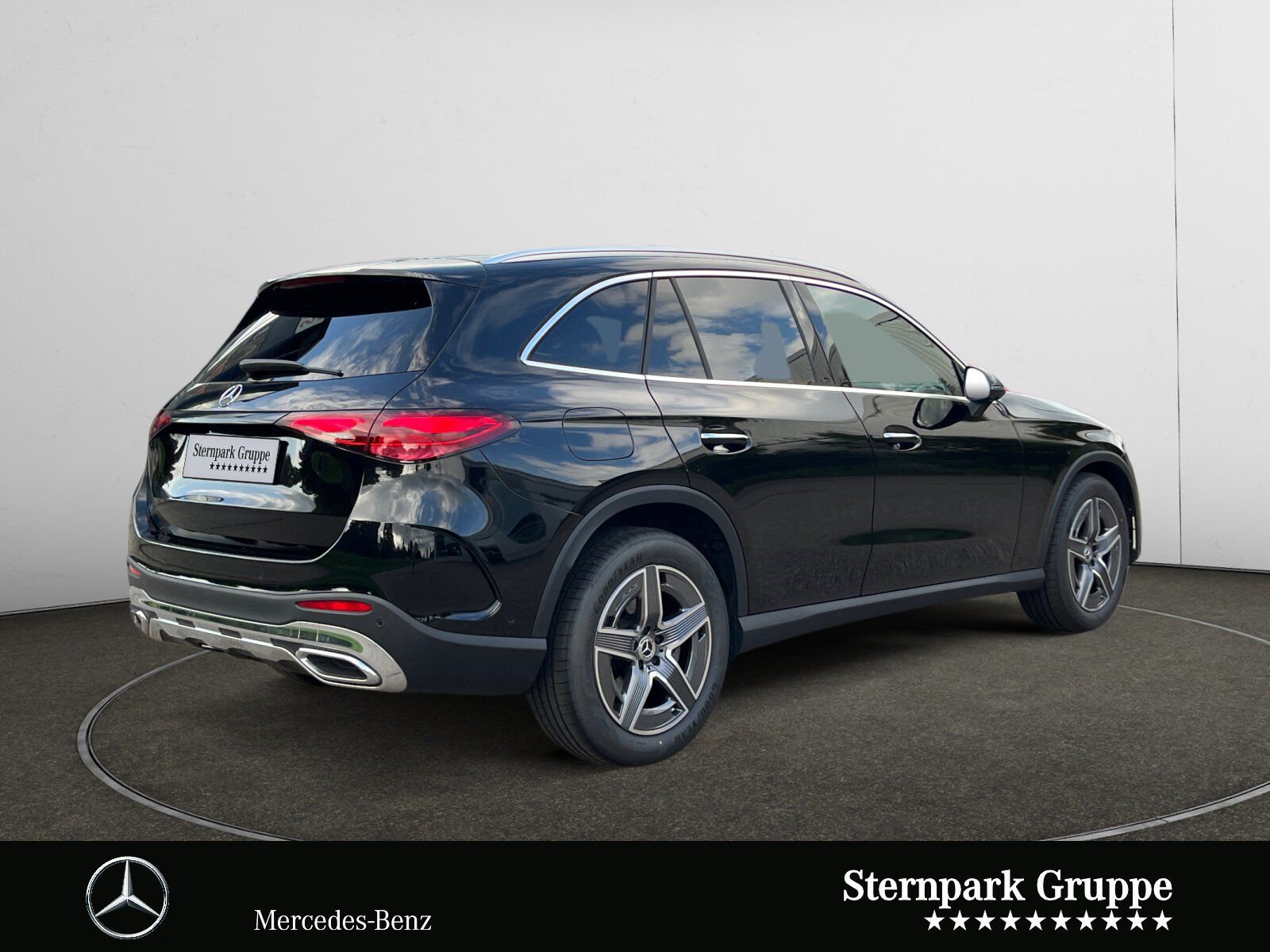 Mercedes-Benz GLC 300 4M AMG Premium Plus +DISTRO+AHK+PSD+HuD+