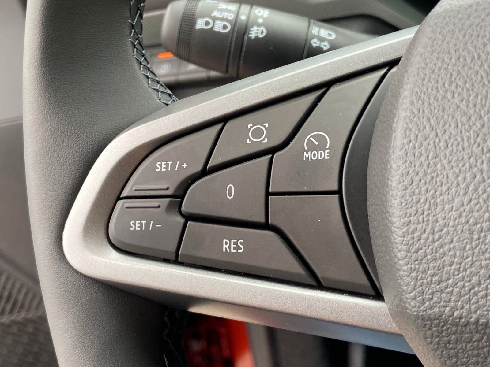 Dacia Duster III Extreme TCe 130 4WD - Samsaru's Car Outlet
