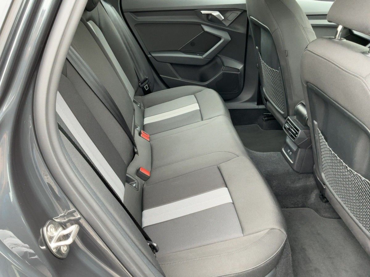 Audi A3 Limousine 30 TFSI S-TR 5JG+LED+NAV+AHK+ACC+VC