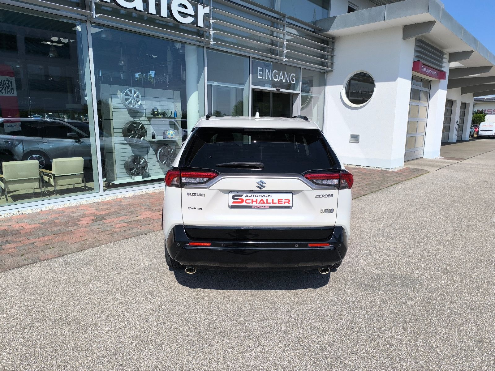 Toyota RAV 4 2.5 Plug-In Hybrid Auto AWD - Samsaru's Car Outlet