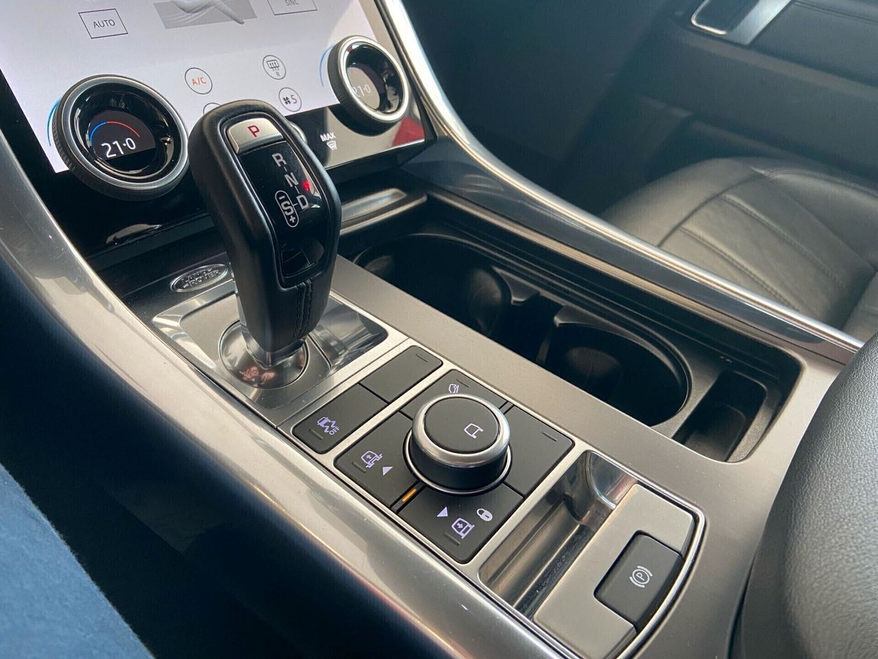 Range Rover Sport Range Rover Sport 3 - Samsaru's Car Outlet