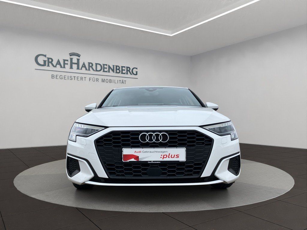Audi A3 Sportback 40 TFSIe S tronic LED ACC AHK Navi