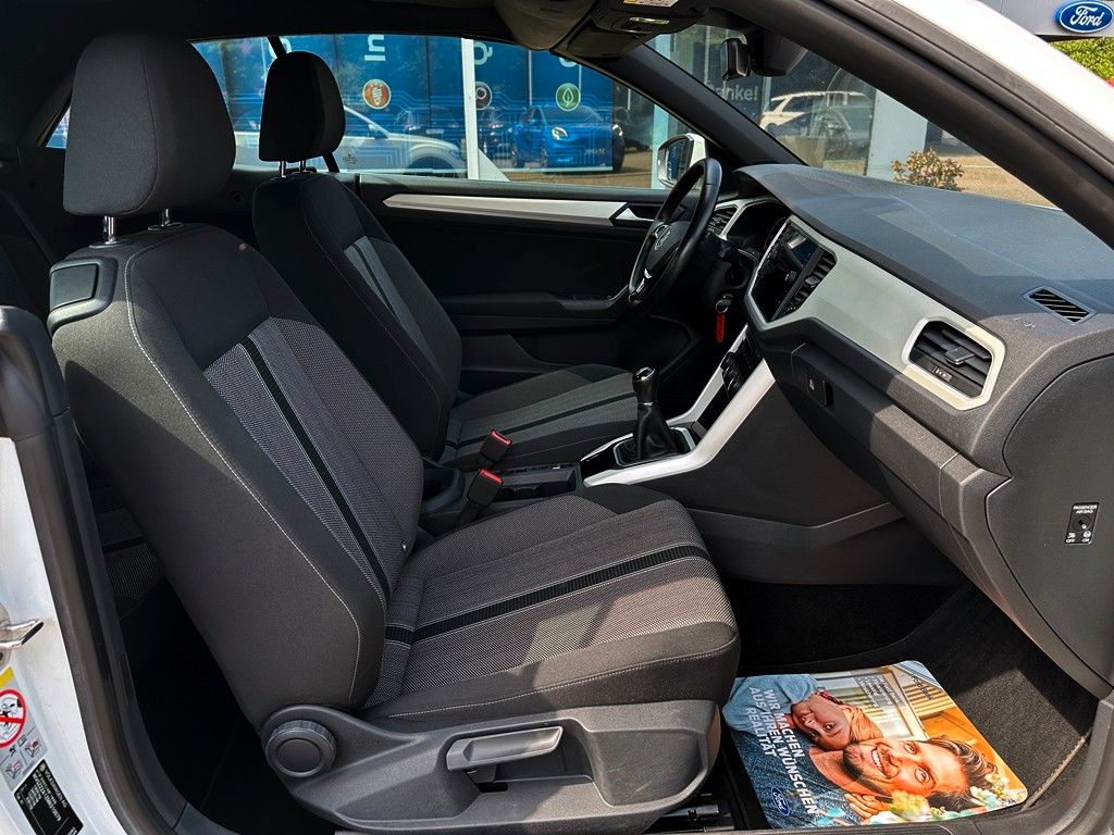 Volkswagen T-Roc Cabriolet Style - Samsaru's Car Outlet
