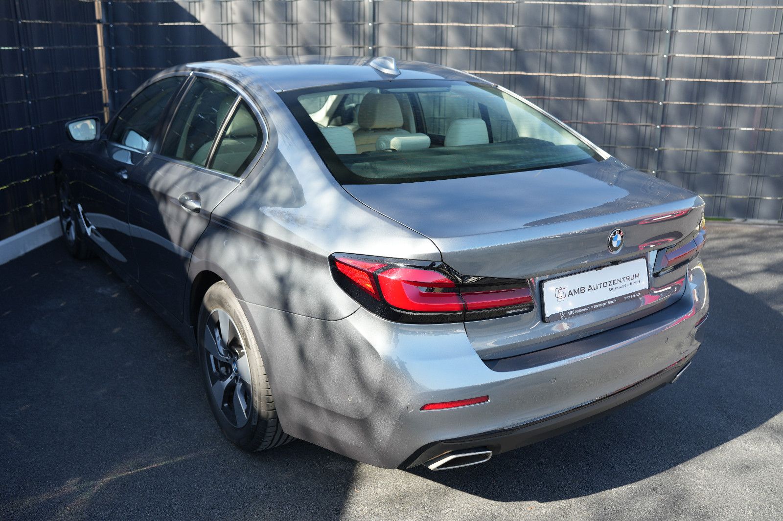 BMW 520d XDrive*LASER*HEADUP*ACC*DDC*ABL*STANDHZG*