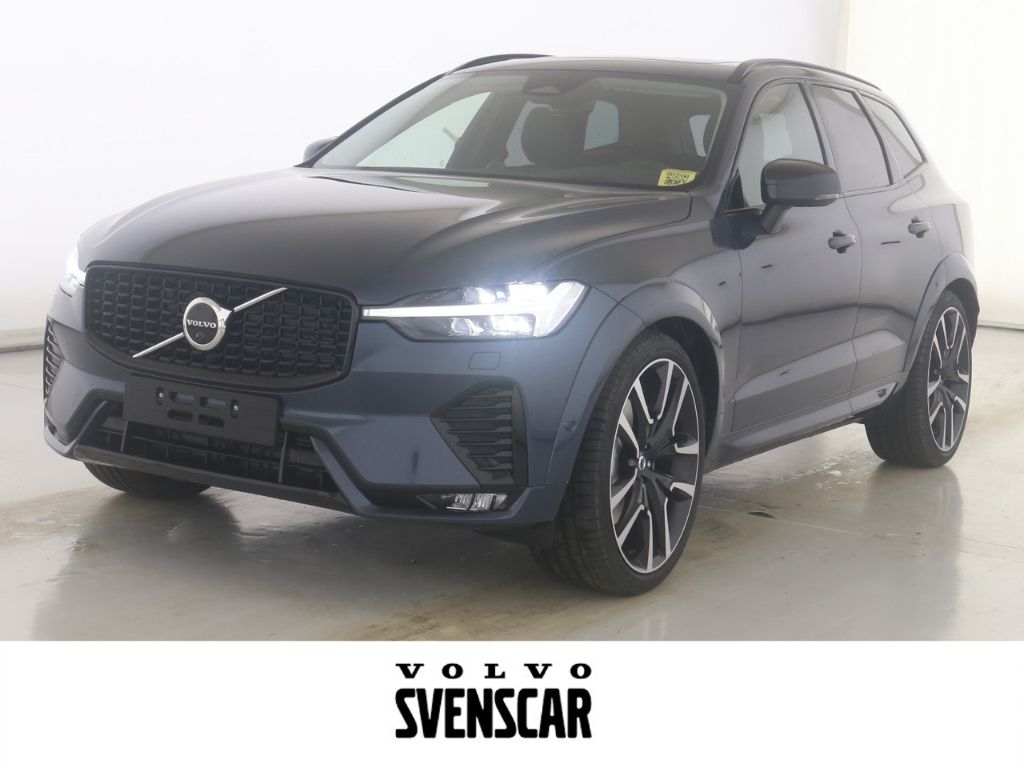 Volvo XC60 Ultra Dark AWD B5 Benzin EU6d HUD AD AHK Di