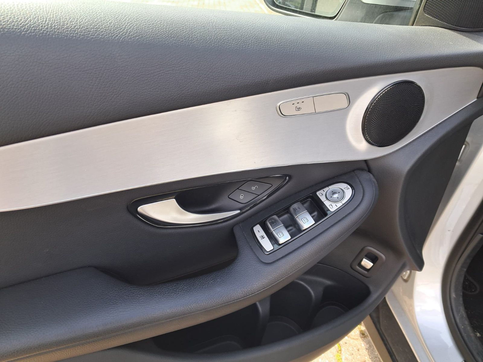 Mercedes-Benz GLC 300 d 4Matic - Samsaru's Car Outlet