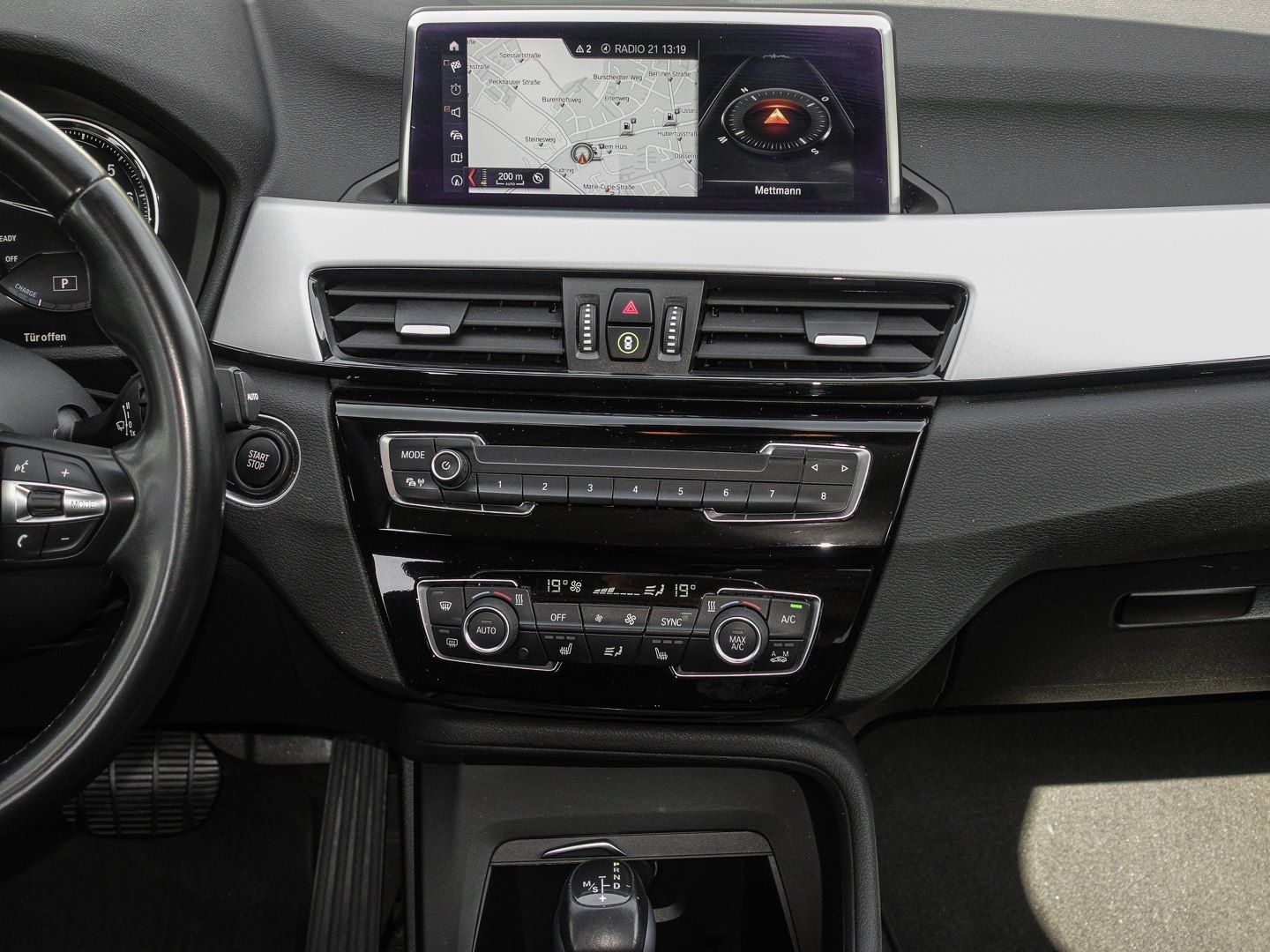 BMW X1 xDrive25e - Samsaru's Car Outlet
