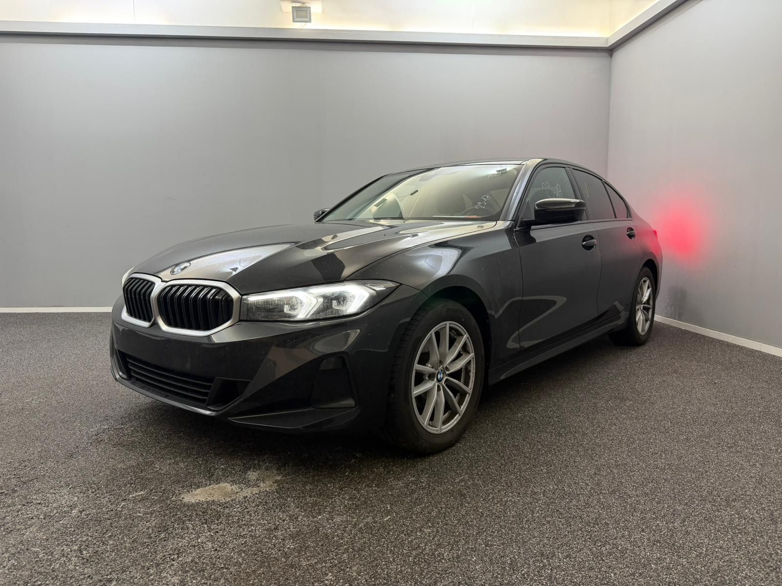 BMW 320d xDrive Limo SHADOW-LINE WIDE*LED*DRIVE ASSI