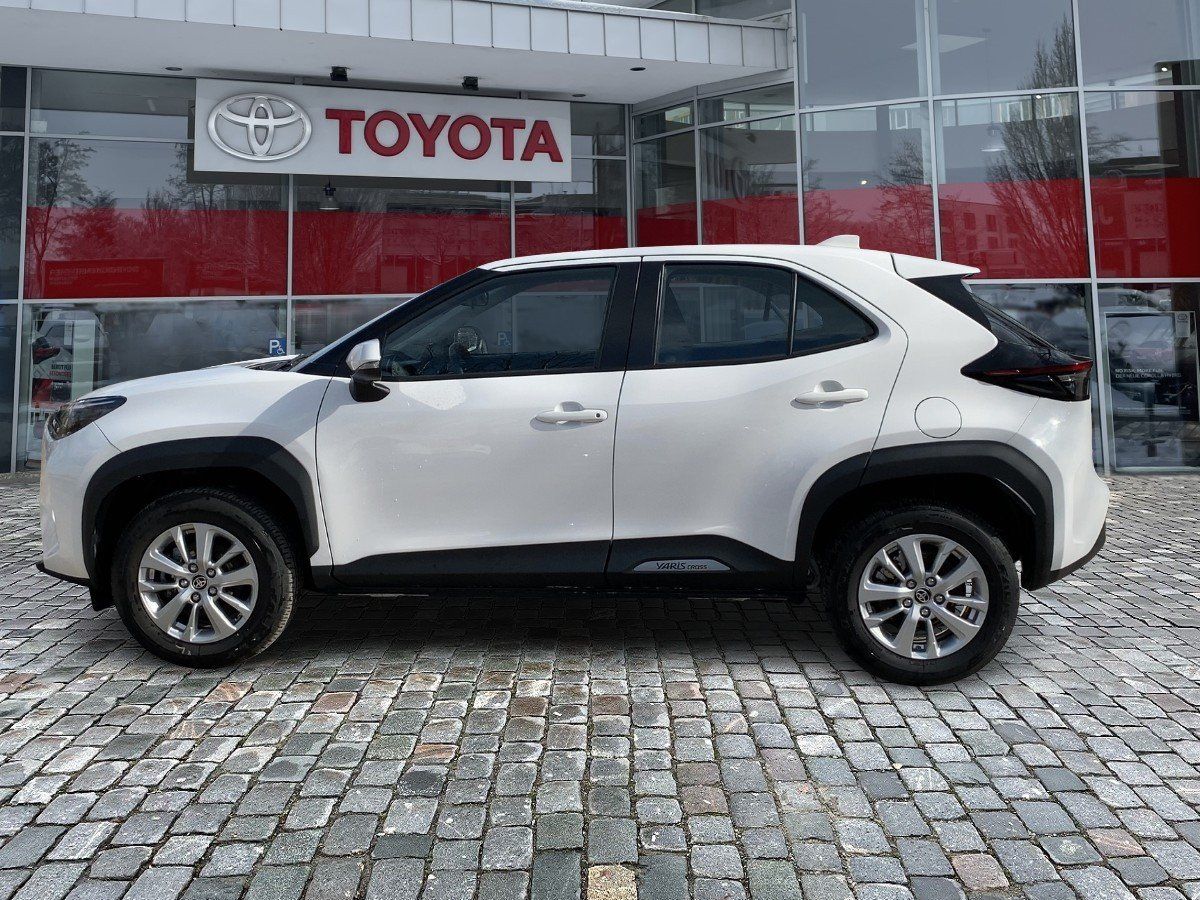Toyota Yaris Cross 1.5 E FWD Comfort sparsamer Crossove