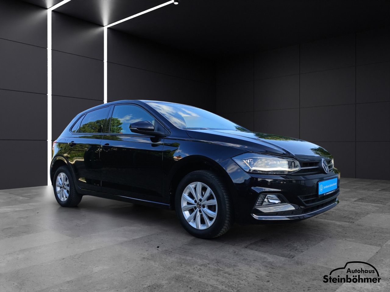 Volkswagen Polo Highline 1.0TSI DSG - Samsaru's Car Outlet