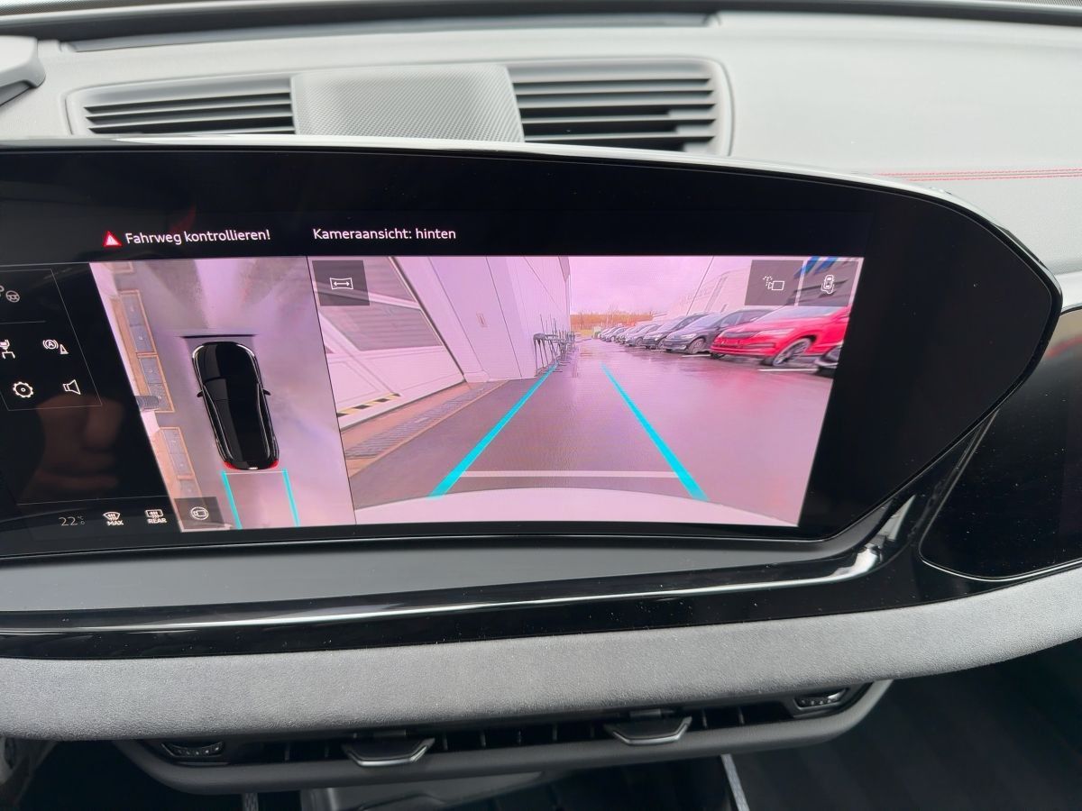 Audi A5 Lim e-hybrid 220kW S-LINE MATRIX+B&O+ACC+PANO