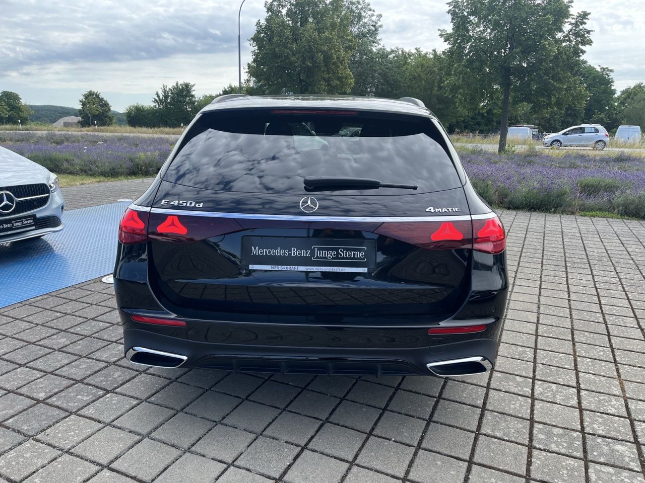 Mercedes-Benz E 450 d T 4M AMG+BURM+NIGHT+AIRMATIC+DIGI LIGHT
