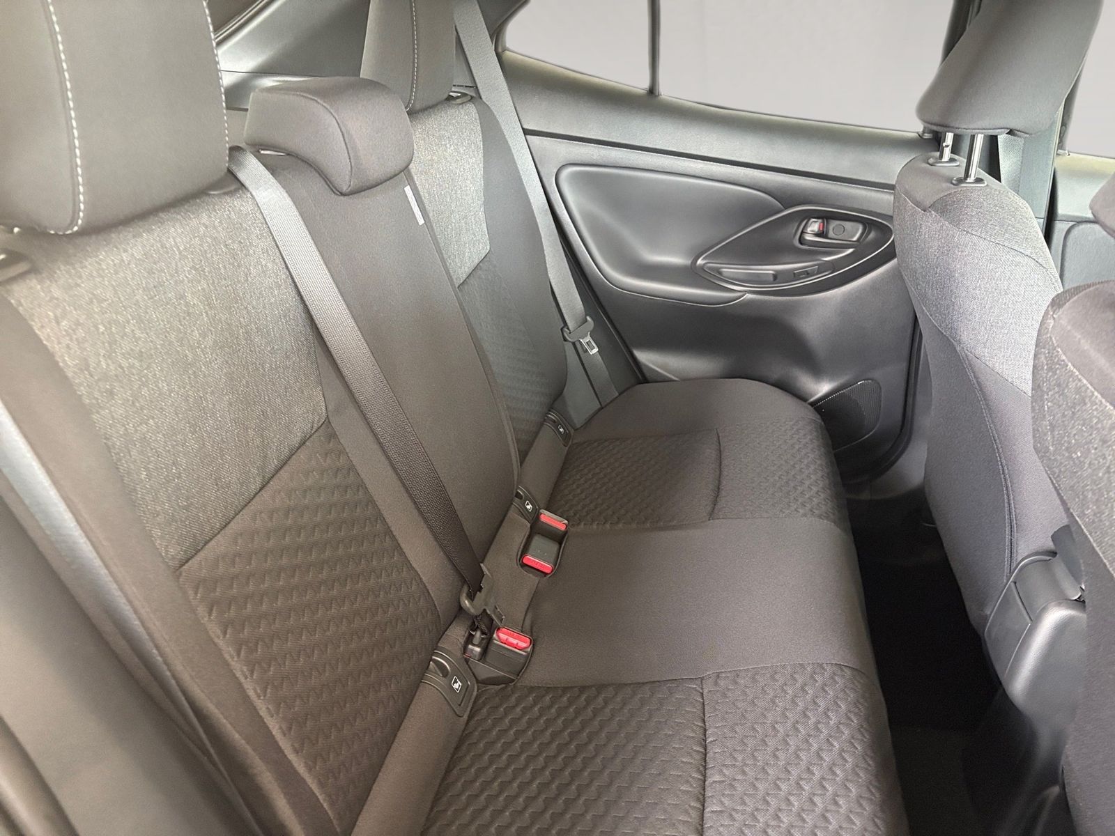Toyota Yaris Cross 1.5 Teamplayer Winter+Safety ACC+LED