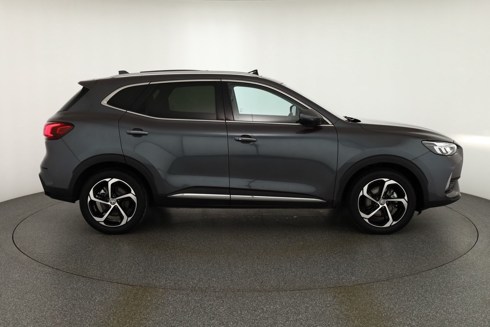 MG HS 1.5 T-GDI Luxury Aut. LED ACC Navi Pano