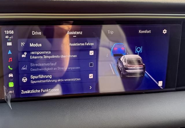 Porsche Macan 4 Electric AHK Bose Pano LUFT Sport-Chrono